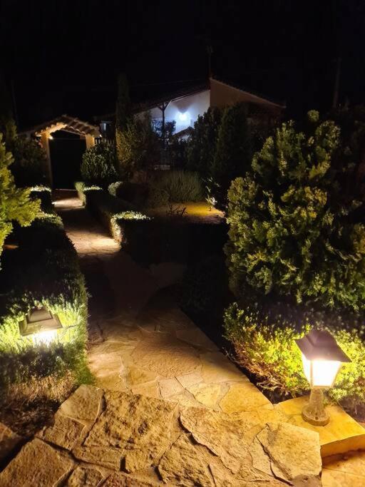 Guesthouse Petrothalassa ポルト・ヘリ エクステリア 写真